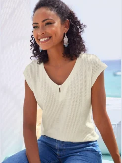 T-shirt à manches courtes encolure en v avec petite fente et perle décorative