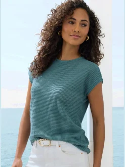 T-shirt à manches courtes matière gaufrée légèrement transparente