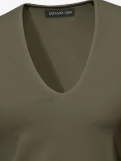 T-shirt à manches courtes manches mi-longues et encolure en v féminine