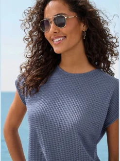 T-shirt à manches courtes matière gaufrée légèrement transparente