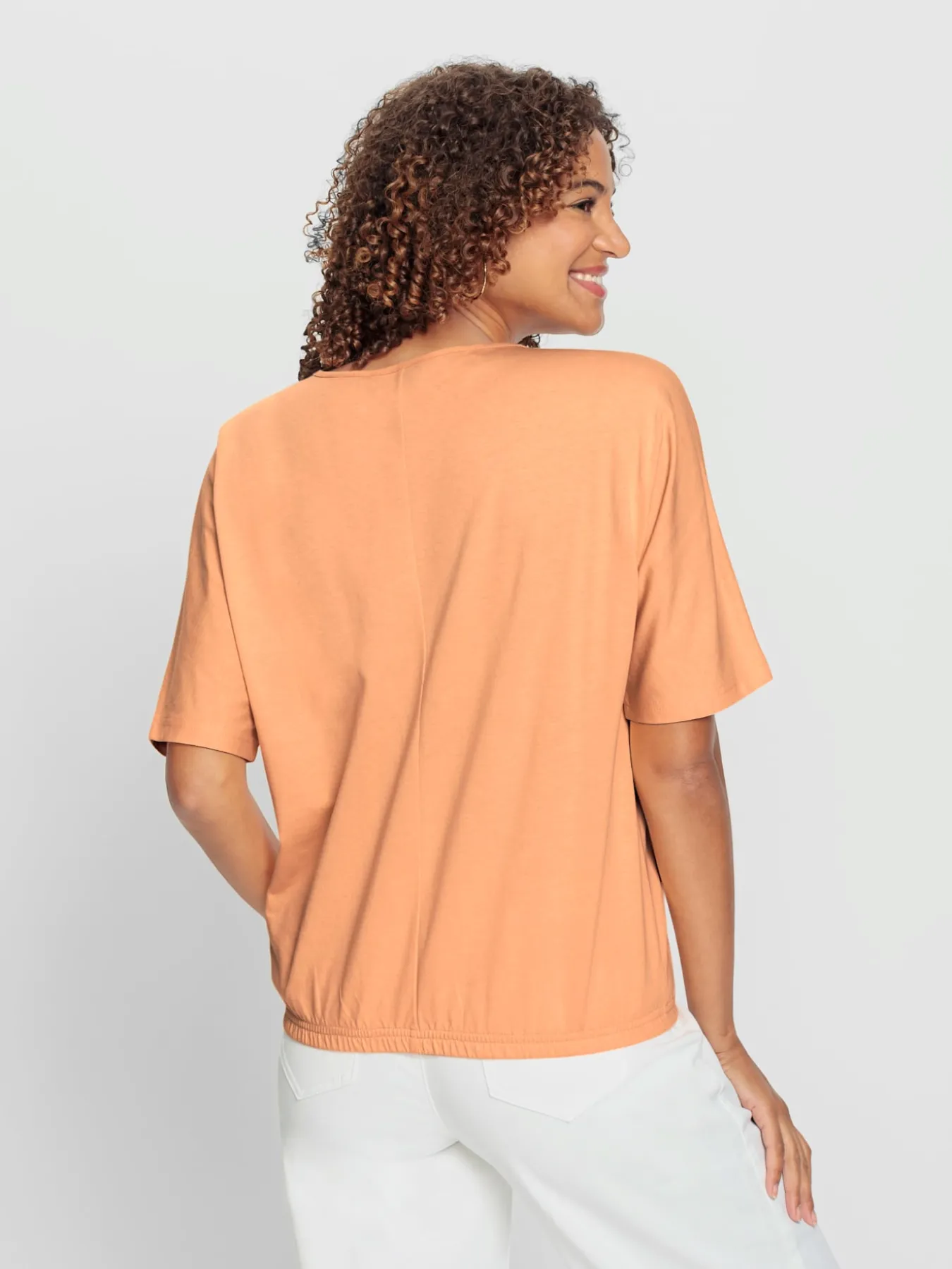 T-shirt à manches courtes qualité coton doux sur la peau