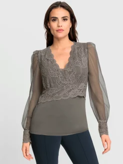 T-shirt à manches longues jolie dentelle sur l'encolure