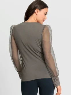 T-shirt à manches longues jolie dentelle sur l'encolure