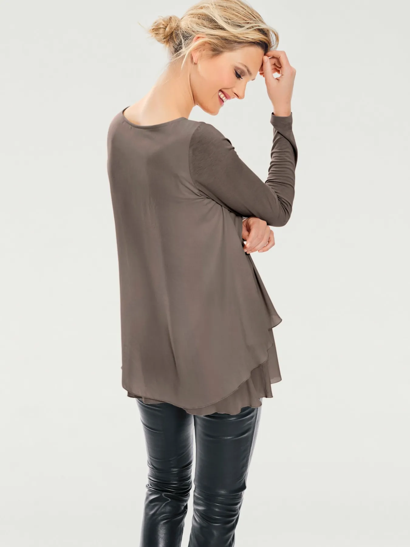 T-shirt à manches longues joli look superposé