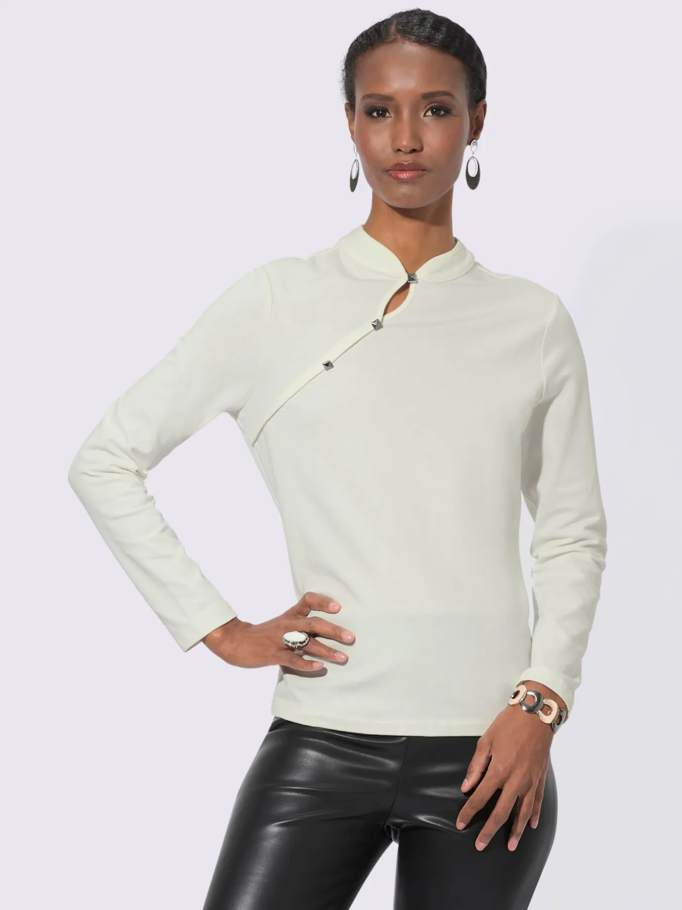 T-shirt à manches longues qualité coton doux sur la peau