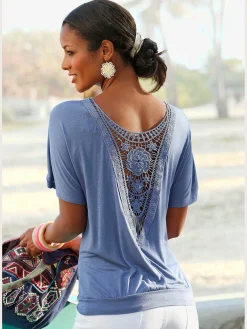 T-shirt de plage joli détail crochet au dos