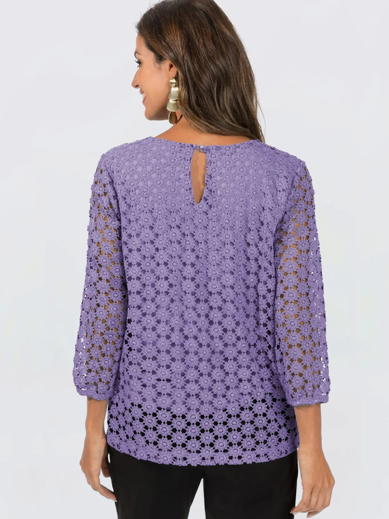 T-shirt en dentelle dentelle aux manches