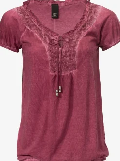 T-shirt en v look tendance avec empiècement smocké à l'encolure