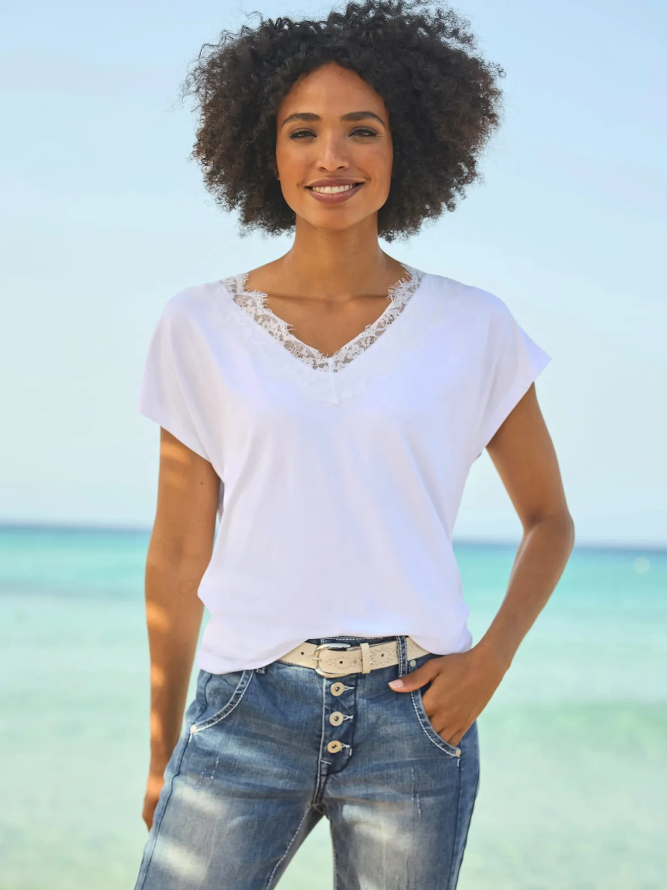 T-shirt en v viscose douce et fluide