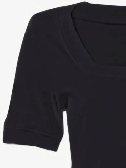T-shirt grande encolure carrée