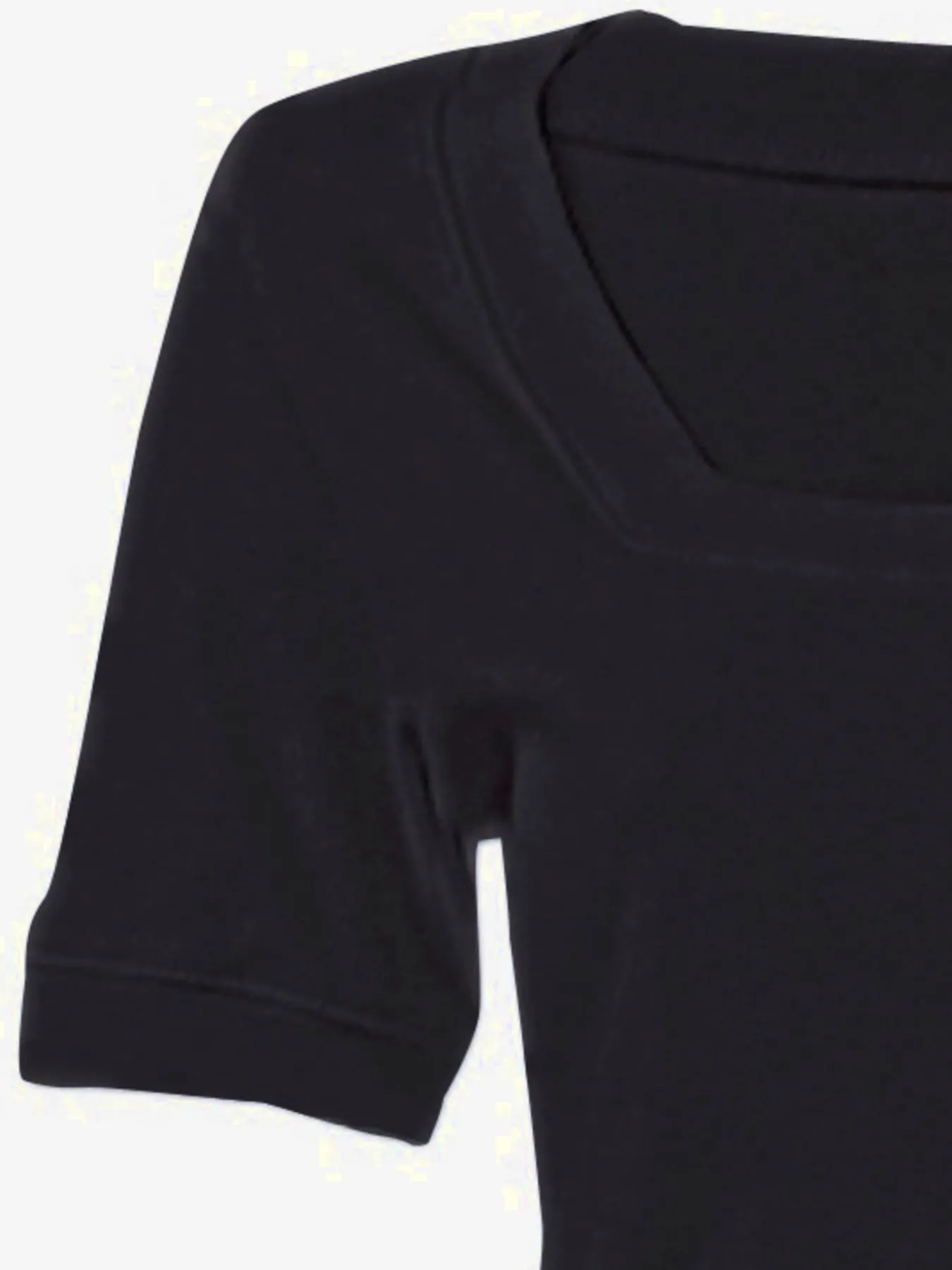 T-shirt grande encolure carrée