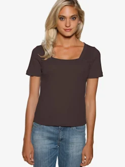 T-shirt grande encolure carrée