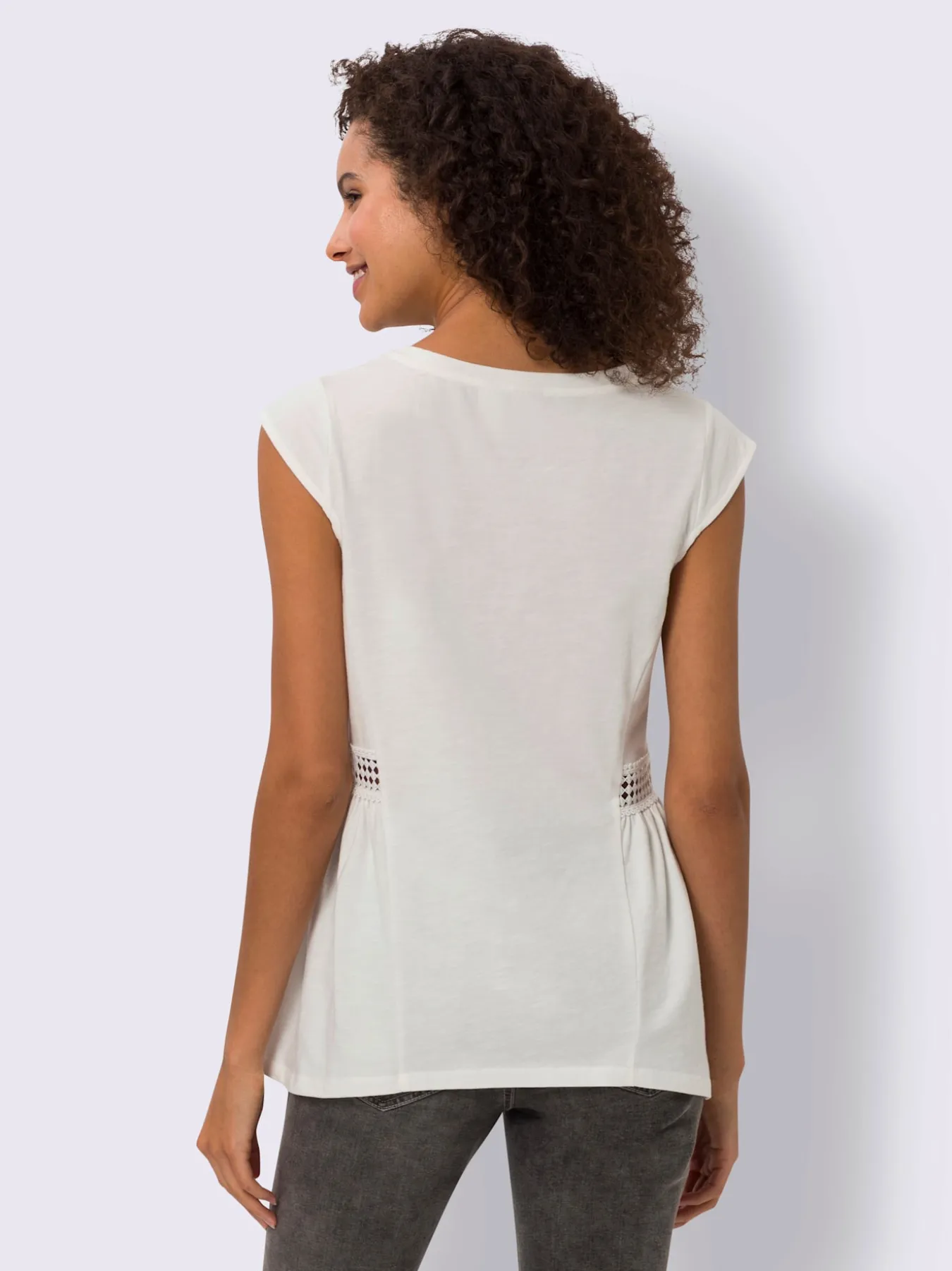T-shirt long bordure en dentelle transparente