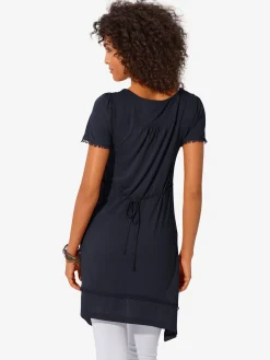 T-shirt long superbes détails en dentelle à l'encolure