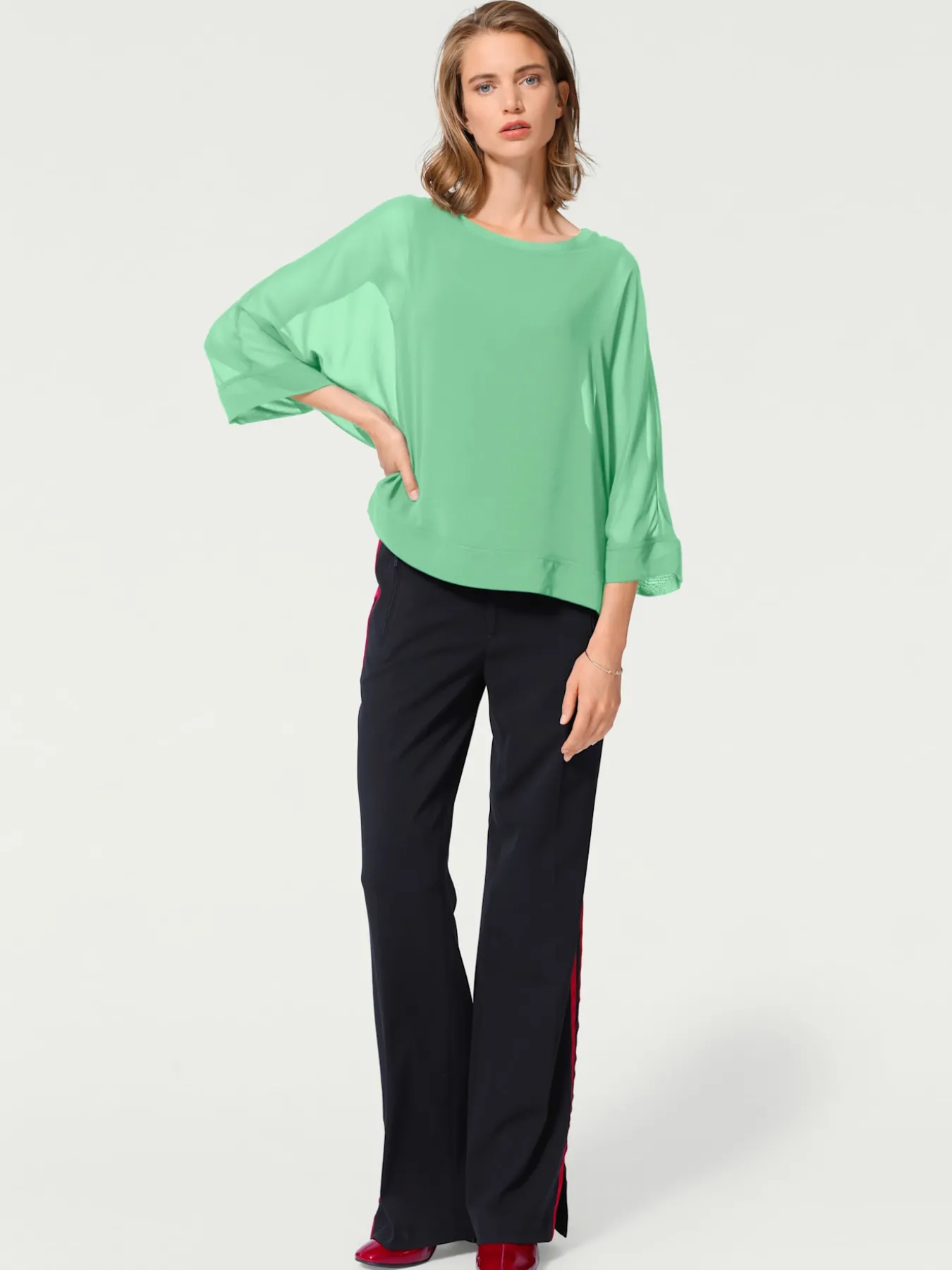 T-shirt look ample tendance
