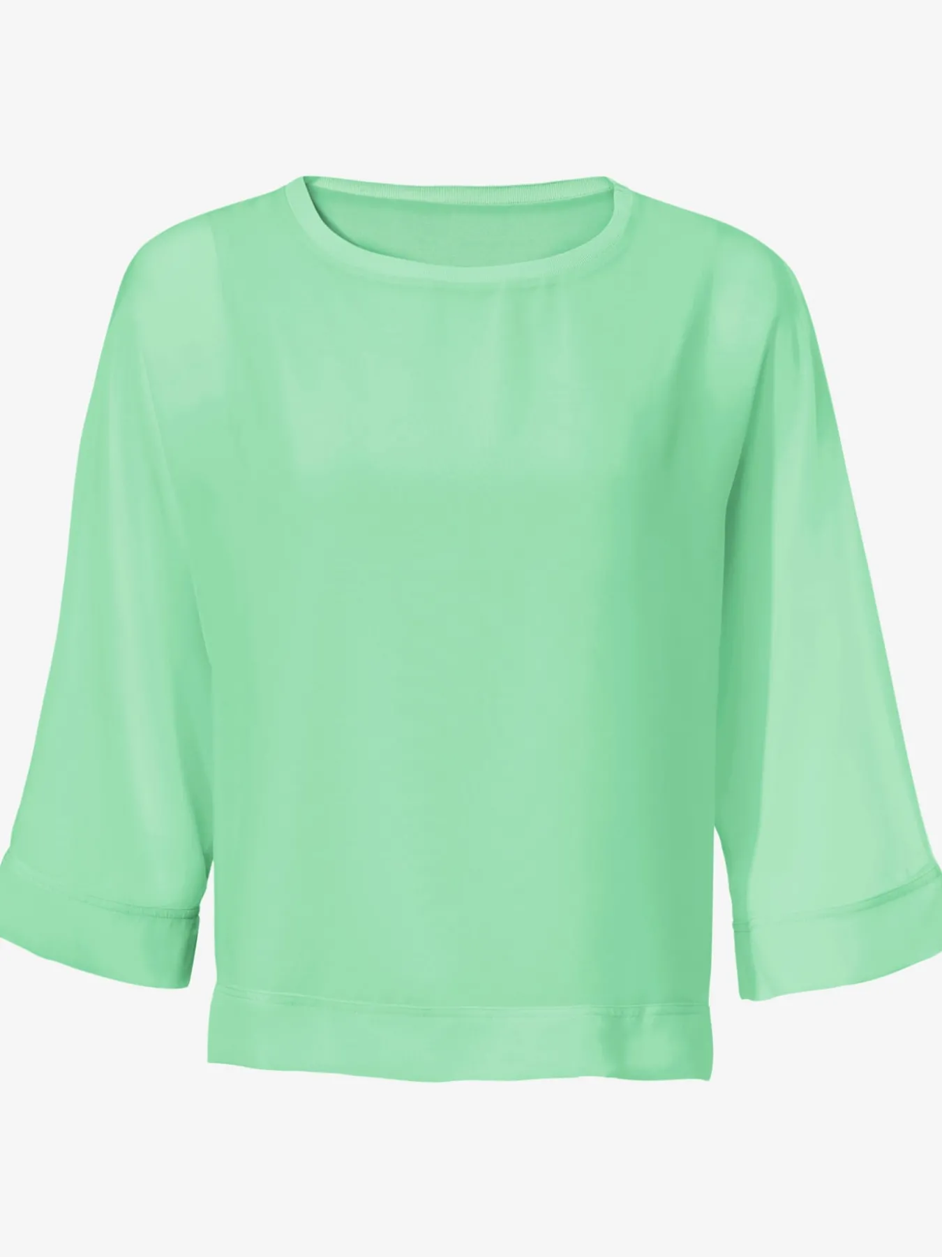 T-shirt look ample tendance
