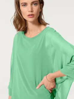 T-shirt look ample tendance