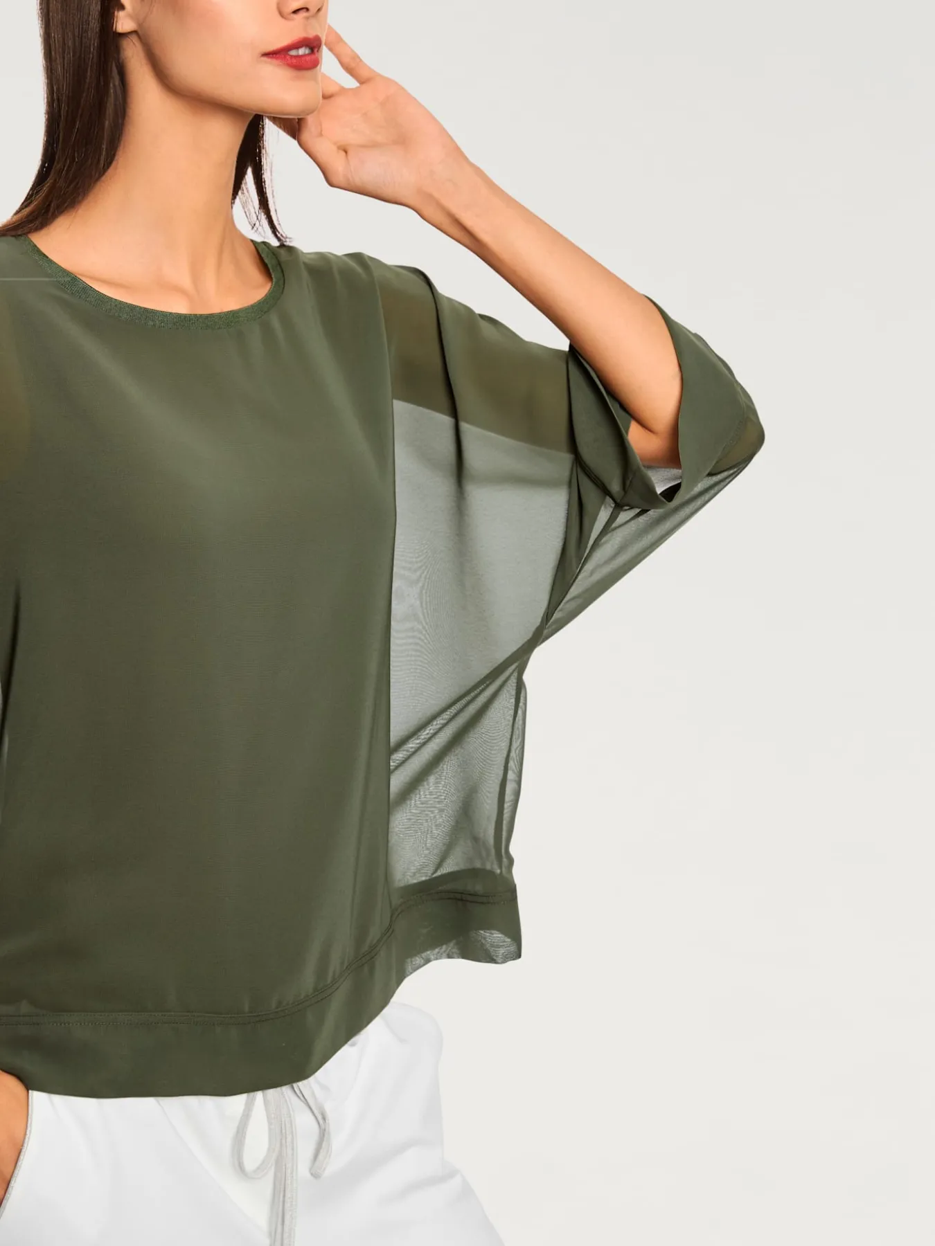 T-shirt look ample tendance