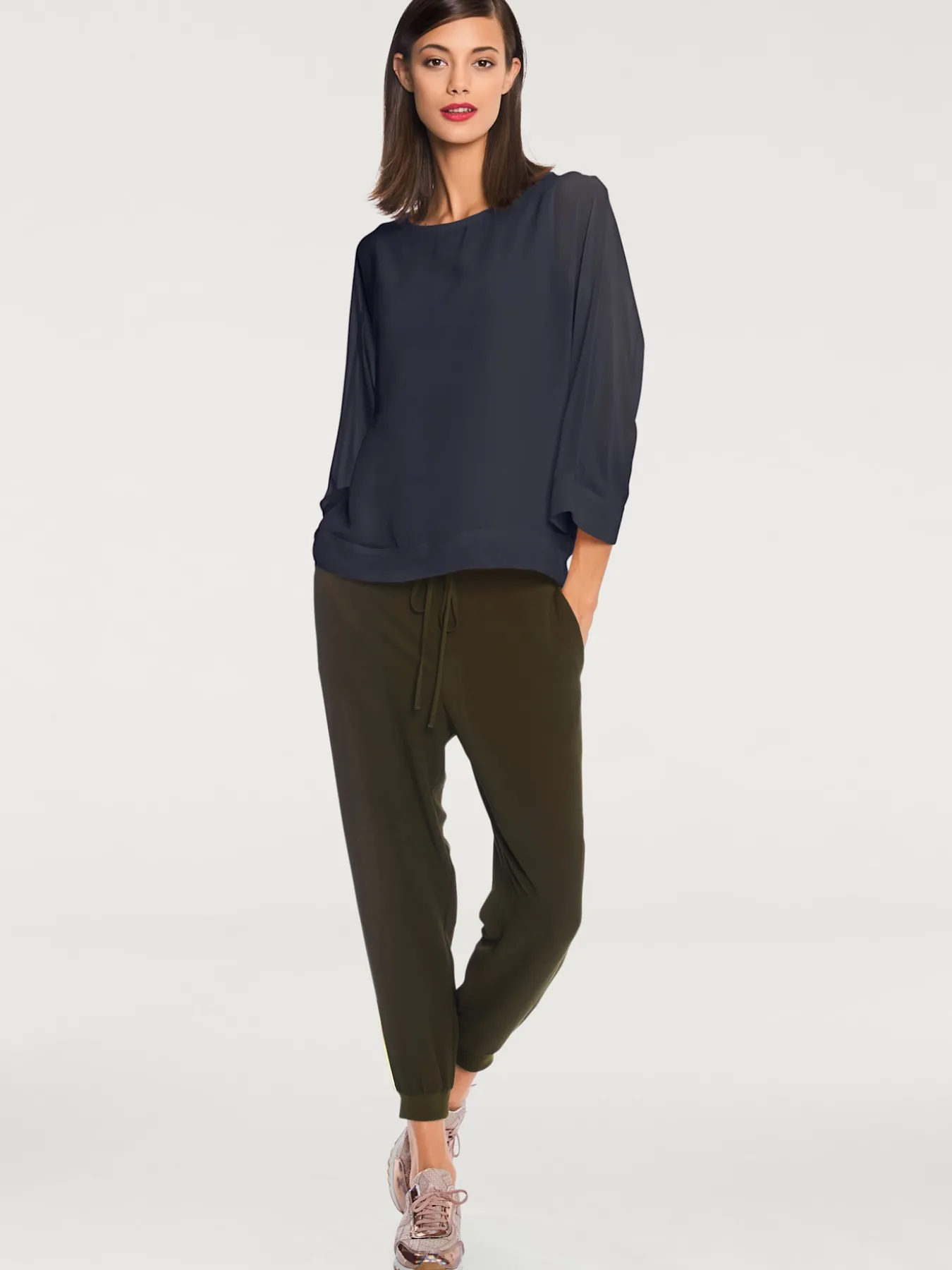 T-shirt look ample tendance