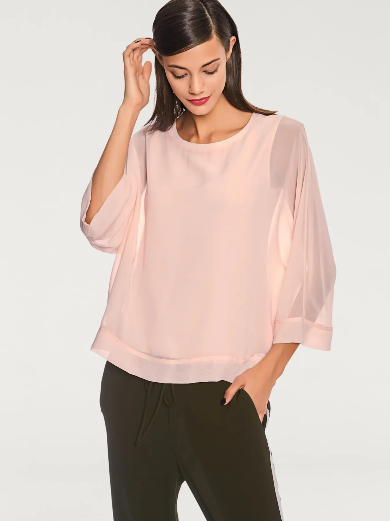 T-shirt look ample tendance
