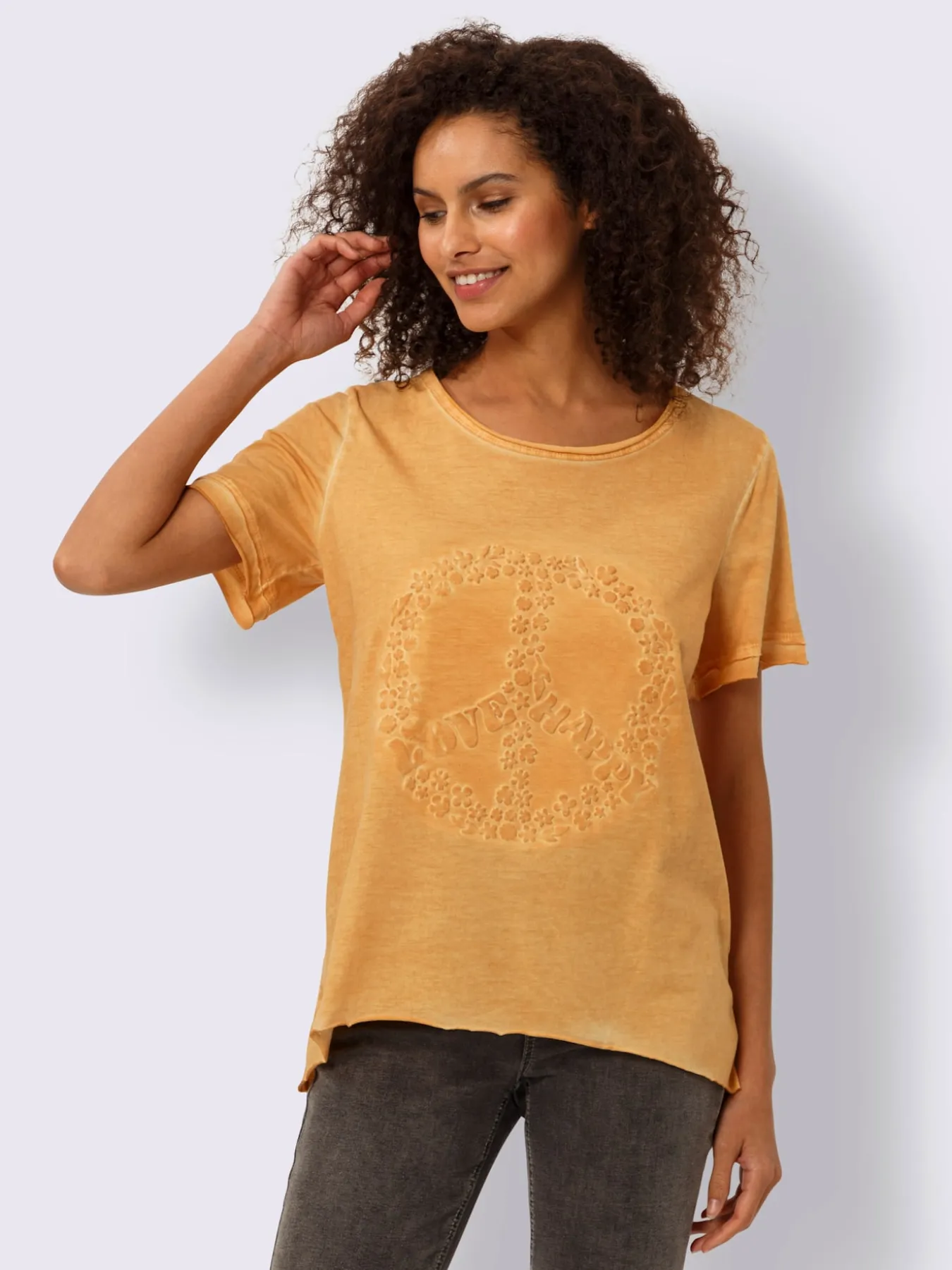 T-shirt motif gaufré tendance devant