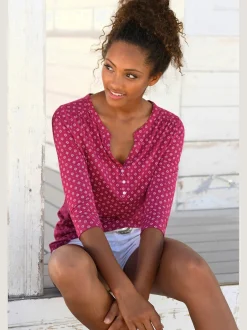T-shirt patte de boutonnage avec boutons légèrement brillants