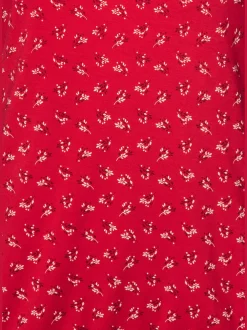 T-shirt petit nœud et découpe au niveau des manches