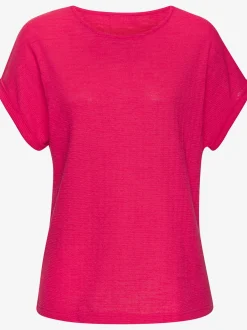 T-shirt repassage superflu