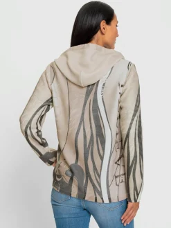 Veste à capuche en tricot motif maille moderne