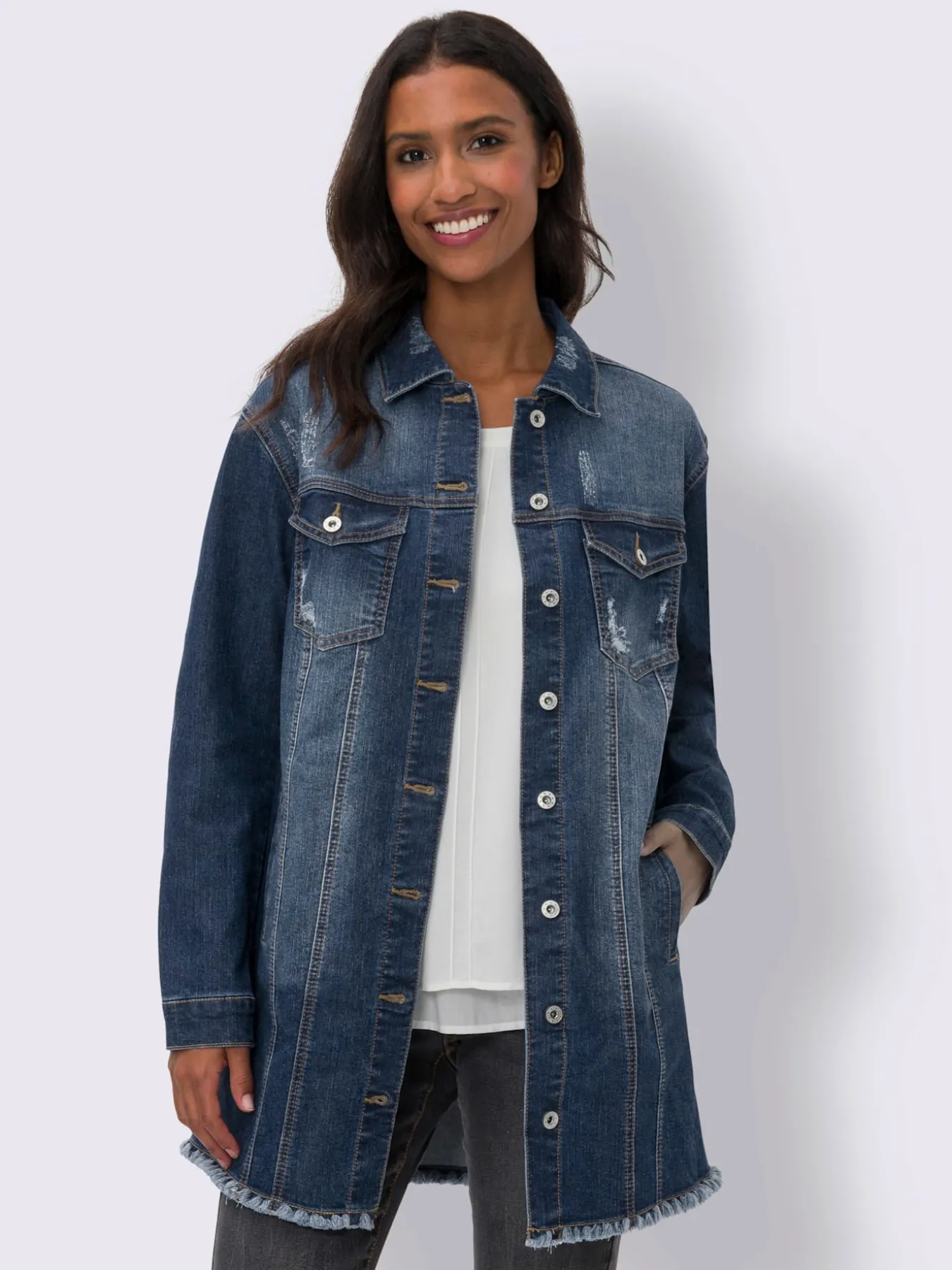 Veste en jean effet « destroy » tendance