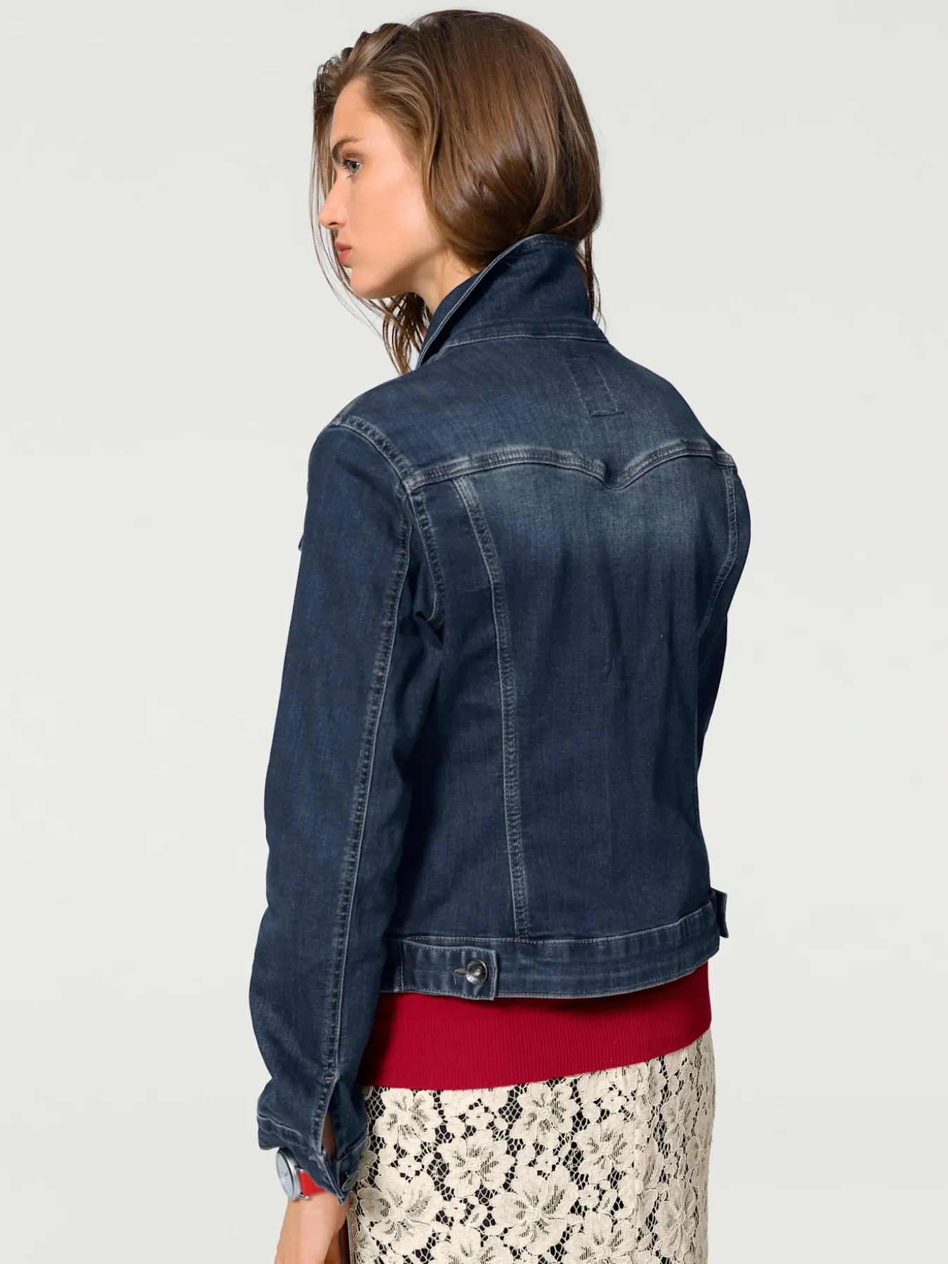 Veste en jean effet délavé et usé