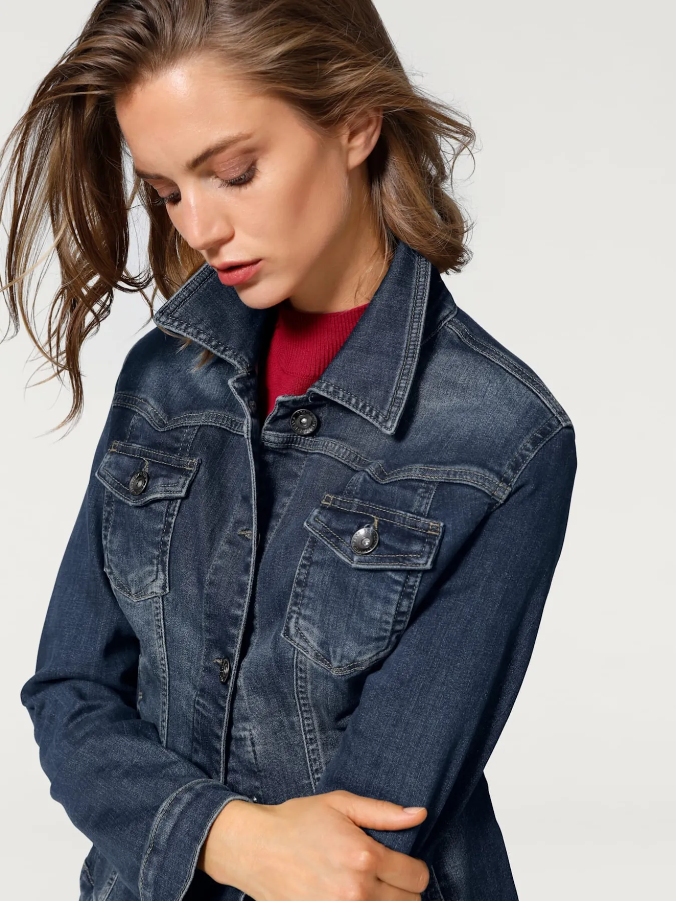 Veste en jean effet délavé et usé