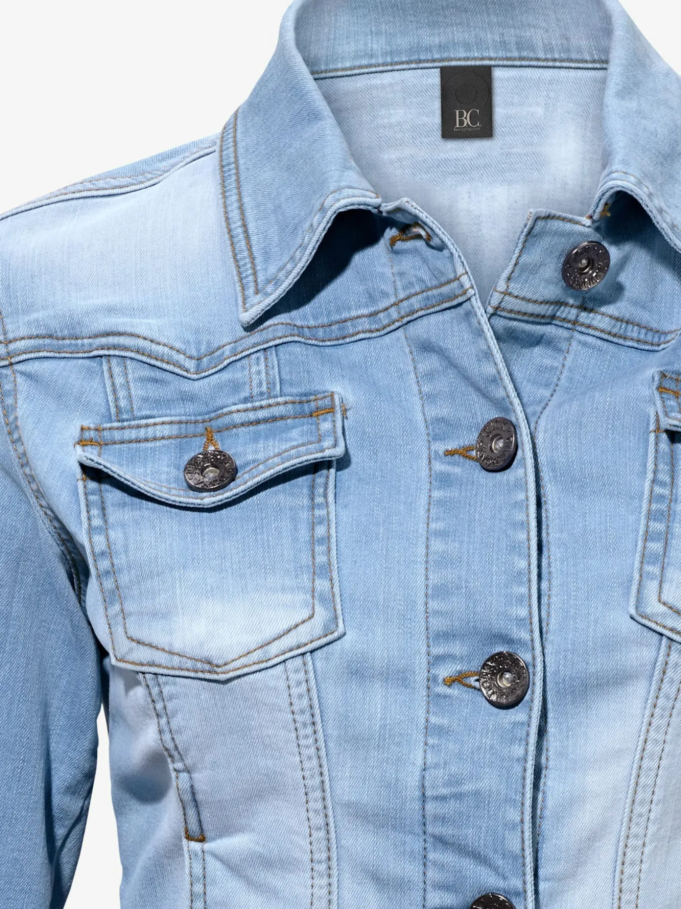 Veste en jean effet délavé et usé