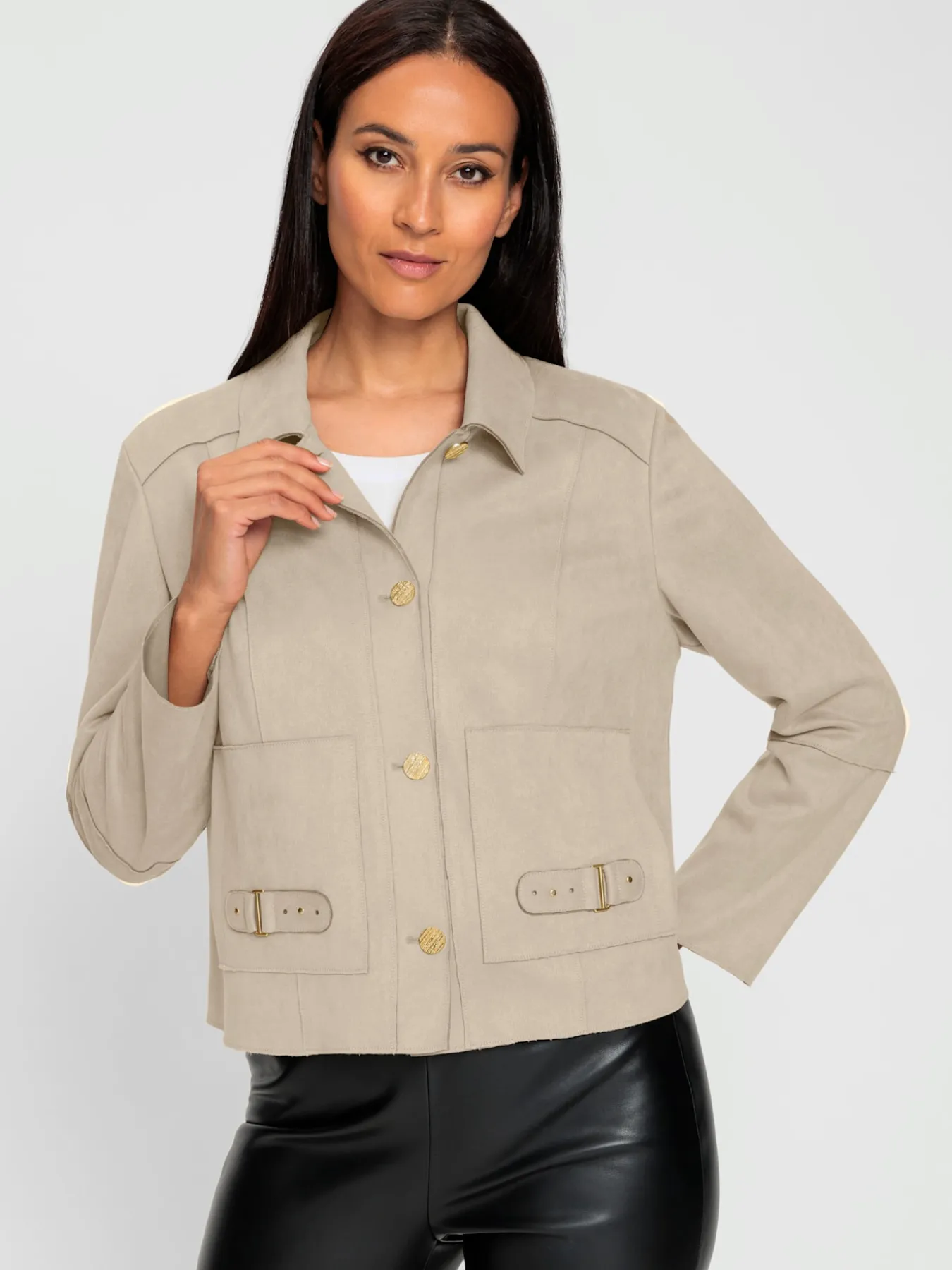 Veste en synthétique bords ouverts modernes
