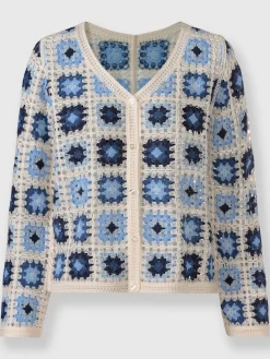 Veste en tricot aspect crochet
