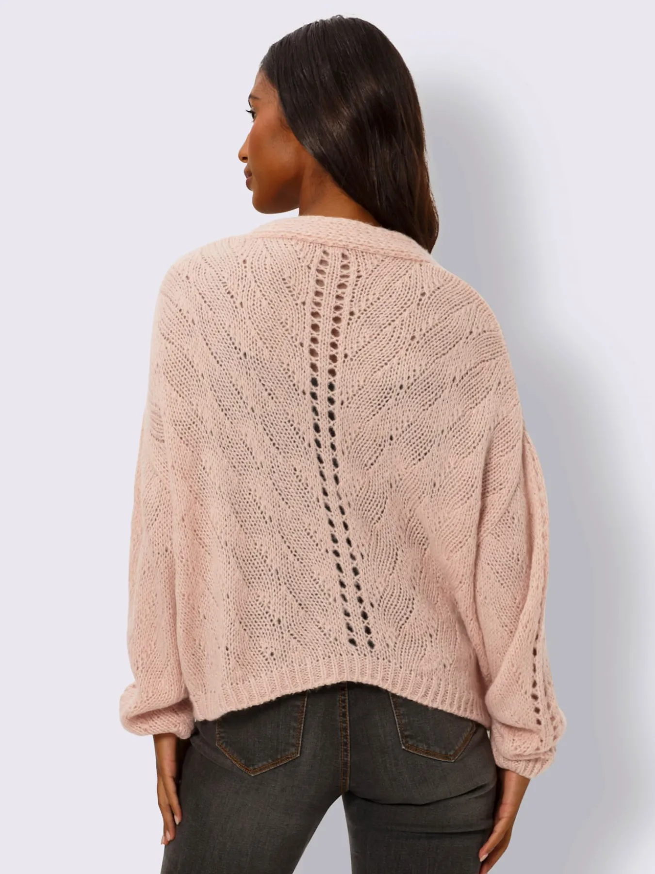 Veste en tricot motif tricoté avec partie ajourée devant