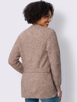 Veste en tricot tricot ajouré