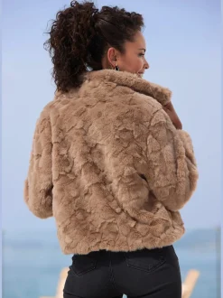 Veste imitation fourrure veste courte tendance