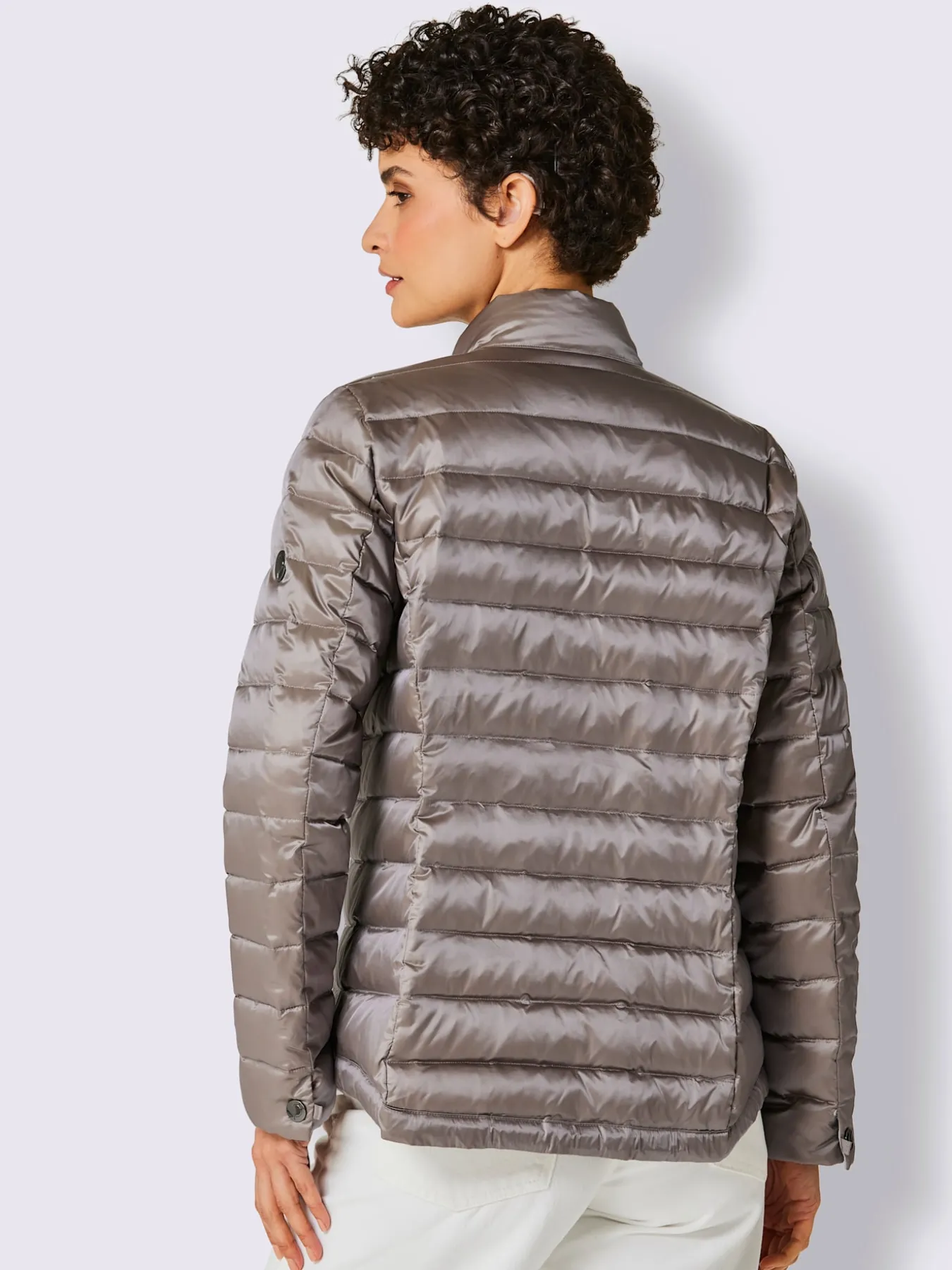 Veste légère en duvet superbe qualité légèrement brillante