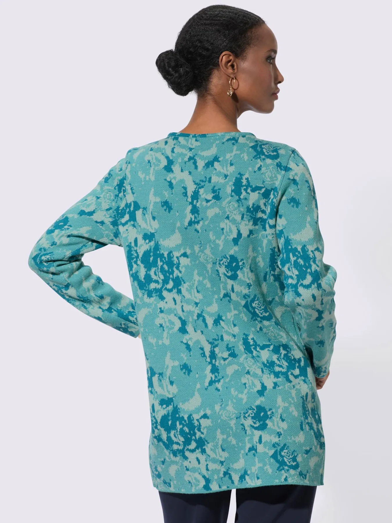 Veste longue en tricot 30% laine vierge