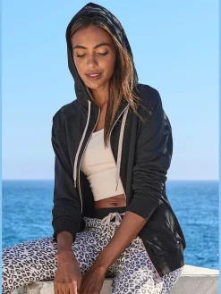 Veste sweat à capuche confortable